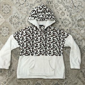 SHEIN fleece hoodie white/leopard size medium